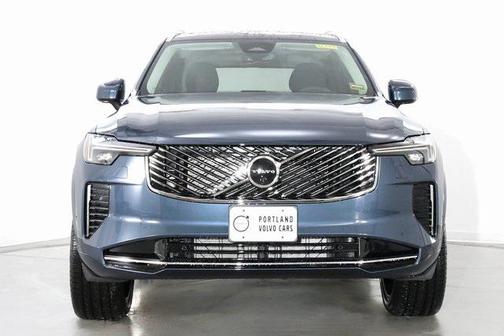 2026 Volvo XC90 B5 Plus 7-Seater