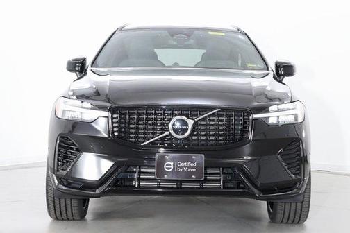 2022 Volvo XC60 Recharge Plug-In Hybrid T8 R-Design