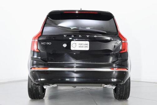2026 Volvo XC90 B6 Plus 6-Seater