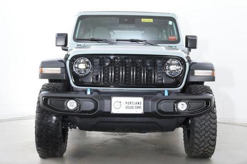 Earl Clearcoat 2024 Jeep Wrangler 4xe Willys