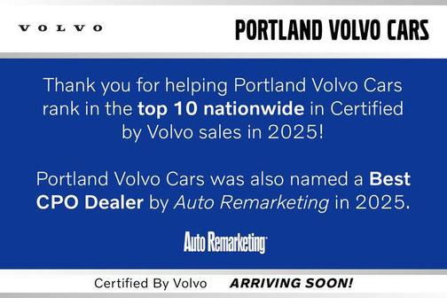 Vapour Grey Metallic 2025 Volvo XC40 B5 Plus Dark Theme