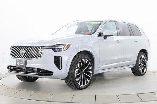 2025 Volvo XC90 B6 Plus 7-Seater