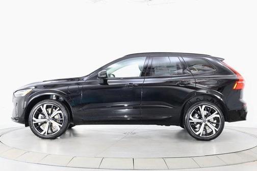 2025 Volvo XC60 Plug-In Hybrid T8 Ultra