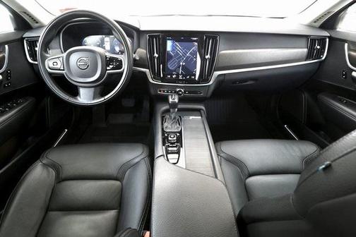 2018 Volvo V90 Cross Country T5