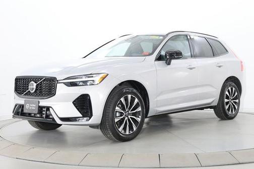 Silver Dawn Metallic 2025 Volvo XC60 B5 Core