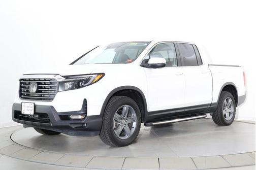 Platinum White 2022 Honda Ridgeline RTL
