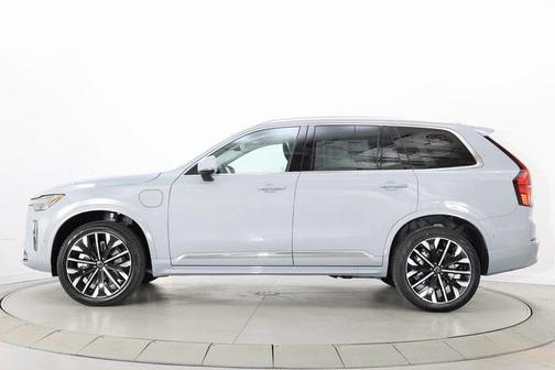 2025 Volvo XC90 Plug-In Hybrid T8 Ultra 7-Seater