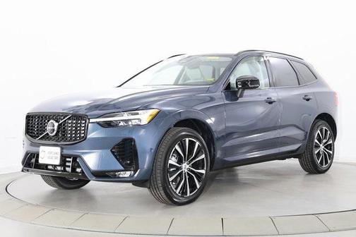 2025 Volvo XC60 Plus