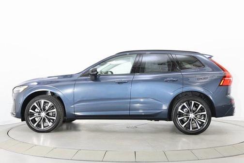 2025 Volvo XC60 Plus