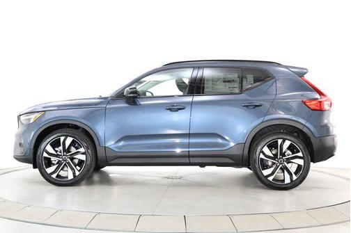 Denim Blue 2026 Volvo XC40 Ultra, B5 AWD Gas (mild hybrid), Dark