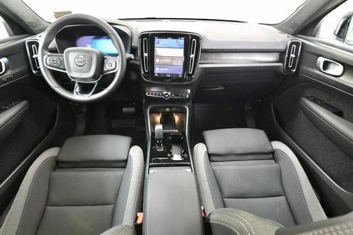 2024 Volvo XC40 Recharge Pure Electric Twin Core