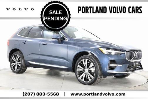 2023 Volvo XC60 Recharge Plug-In Hybrid T8 Plus Bright Theme