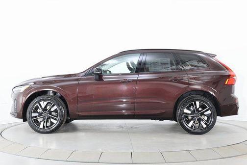 Mulberry Metallic 2026 Volvo XC60 B5 Plus