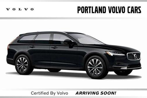 2025 Volvo V90 Cross Country Plus, B6 AWD Gas (mild hybrid)