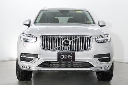2024 Volvo XC90 B5 Plus Bright Theme