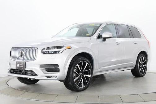 2024 Volvo XC90 B5 Plus Bright Theme