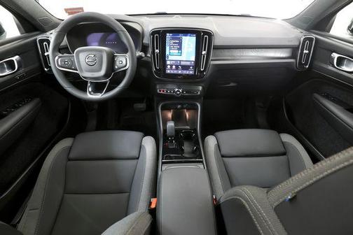 2023 Volvo XC40 Recharge Pure Electric Twin Core