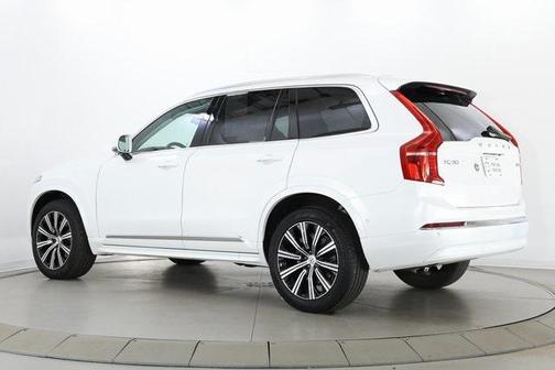 2024 Volvo XC90 B5 Plus Bright Theme