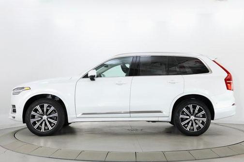 2024 Volvo XC90 B5 Plus Bright Theme