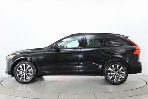 2025 Volvo XC60 B5 Core