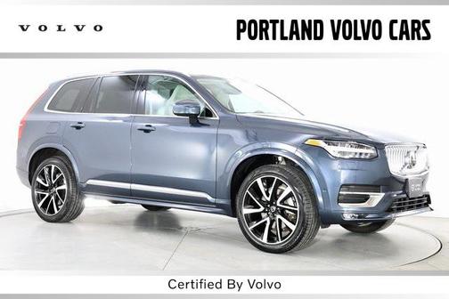 2023 Volvo XC90 B5 Plus