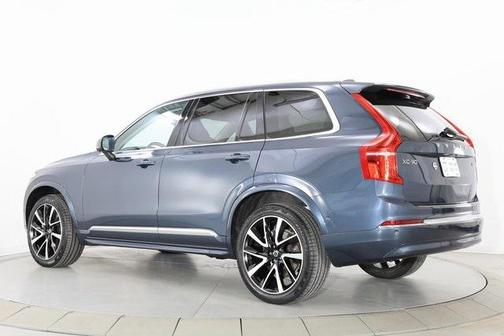 2023 Volvo XC90 B5 Plus
