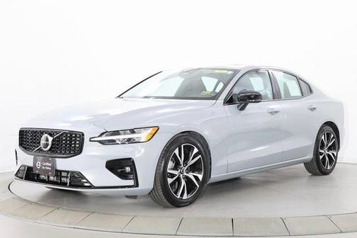 2025 Volvo S60 B5 Core