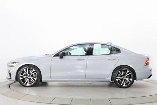 2025 Volvo S60 B5 Core