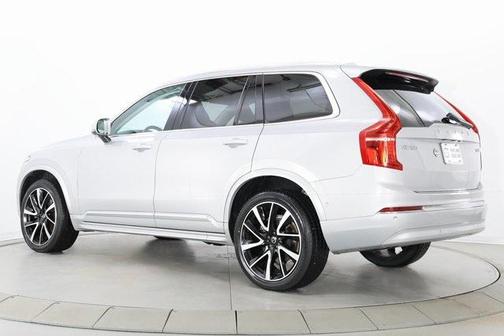 2023 Volvo XC90 B6 Plus 6-Seater
