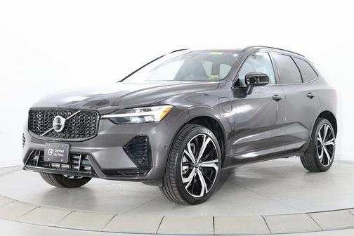 2022 Volvo XC60 Recharge Plug-In Hybrid T8 R-Design