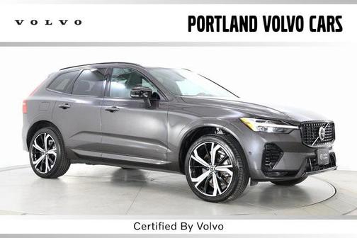 2022 Volvo XC60 Recharge Plug-In Hybrid T8 R-Design