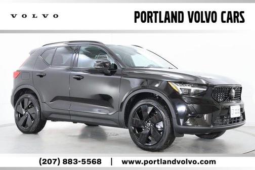 2026 Volvo XC40 B5 Ultra Black Edition