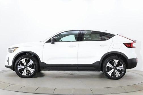 Crystal White Metallic 2023 Volvo C40 Recharge Pure Electric Twin Core