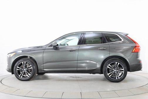 Pine Grey Metallic 2019 Volvo XC60 T5 Momentum