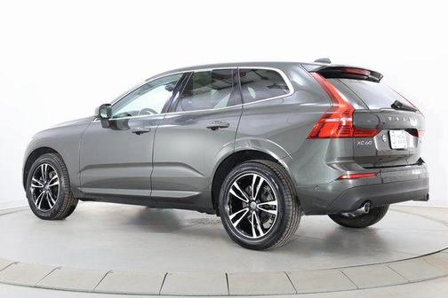 Pine Grey Metallic 2019 Volvo XC60 T5 Momentum