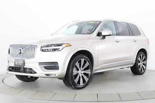 2023 Volvo XC90 B6 Ultimate 7-Seater