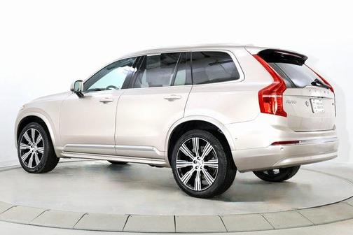 2023 Volvo XC90 B6 Ultimate 7-Seater