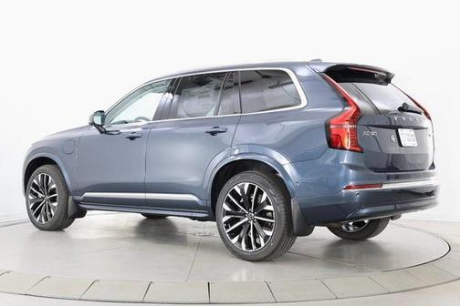 2025 Volvo XC90 Plug-In Hybrid T8 Plus 6-Seater