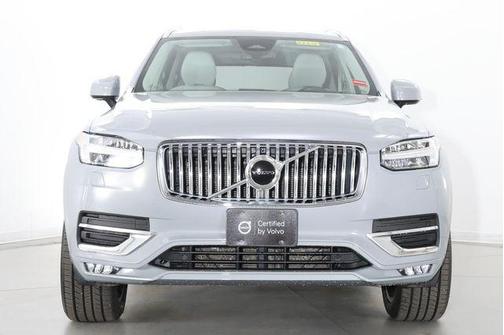 Vapour Grey Metallic 2025 Volvo XC90 B5 Core