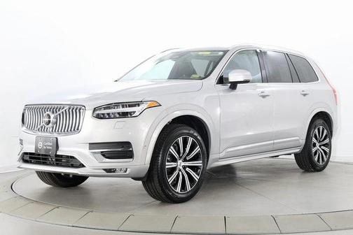 2024 Volvo XC90 B5 Plus Bright Theme