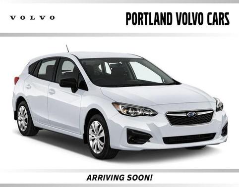 Crystal White Pearl 2017 Subaru Impreza 2.0i Premium