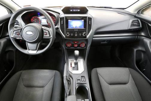 Crystal White Pearl 2017 Subaru Impreza 2.0i Premium