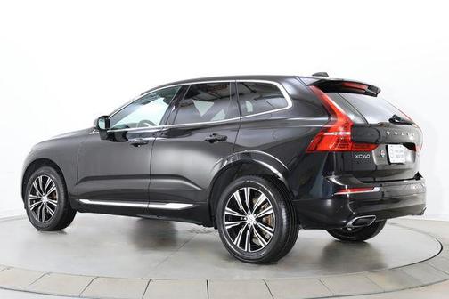 Onyx Black Metallic 2020 Volvo XC60 T5 Inscription
