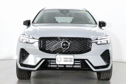 2026 Volvo XC60 Plug-In Hybrid T8 Plus