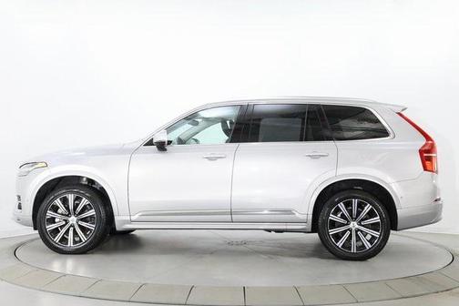 2025 Volvo XC90 B6 Plus 7-Seater
