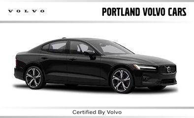 2024 Volvo S60 Recharge Plug-In Hybrid T8 Plus Black Edition