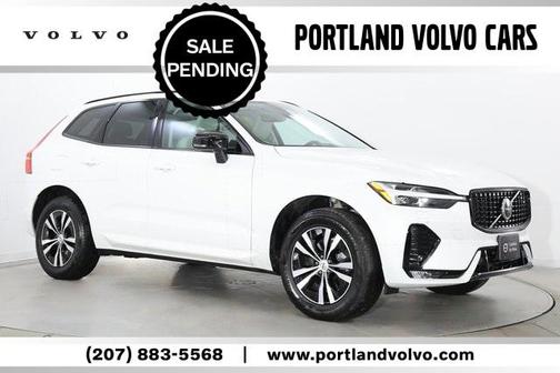 2024 Volvo XC60 B5 Core Dark Theme