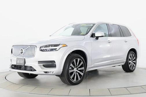2025 Volvo XC90 B5 Core