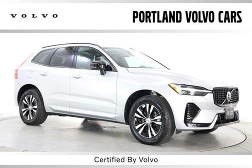 Silver Dawn Metallic 2025 Volvo XC60 B5 Core