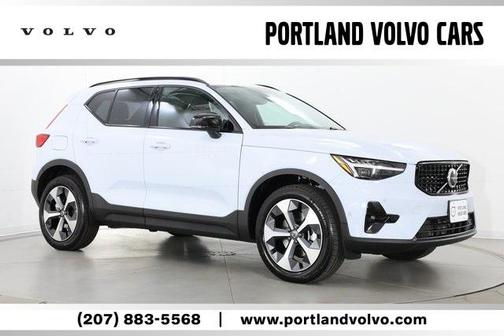 2026 Volvo XC40 B5 Plus